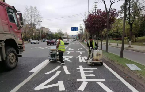 热熔反光标线施工