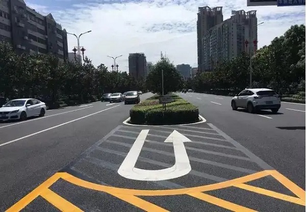 热熔反光标线掉头箭头.jpg