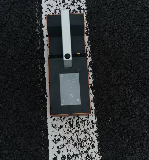 雨夜反光标线反光系数